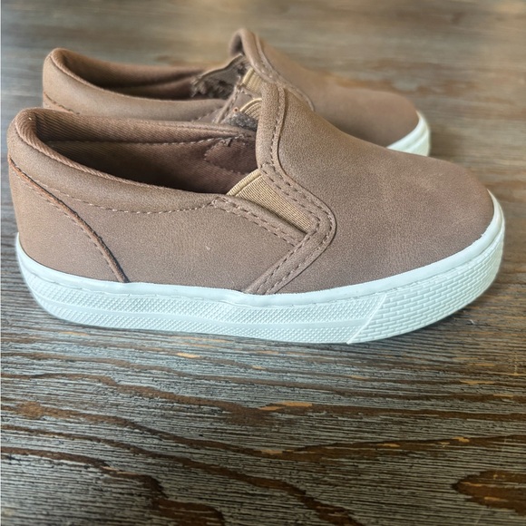 The Children's Place Brown Slip-On Sneakers - Picture 1 of 5